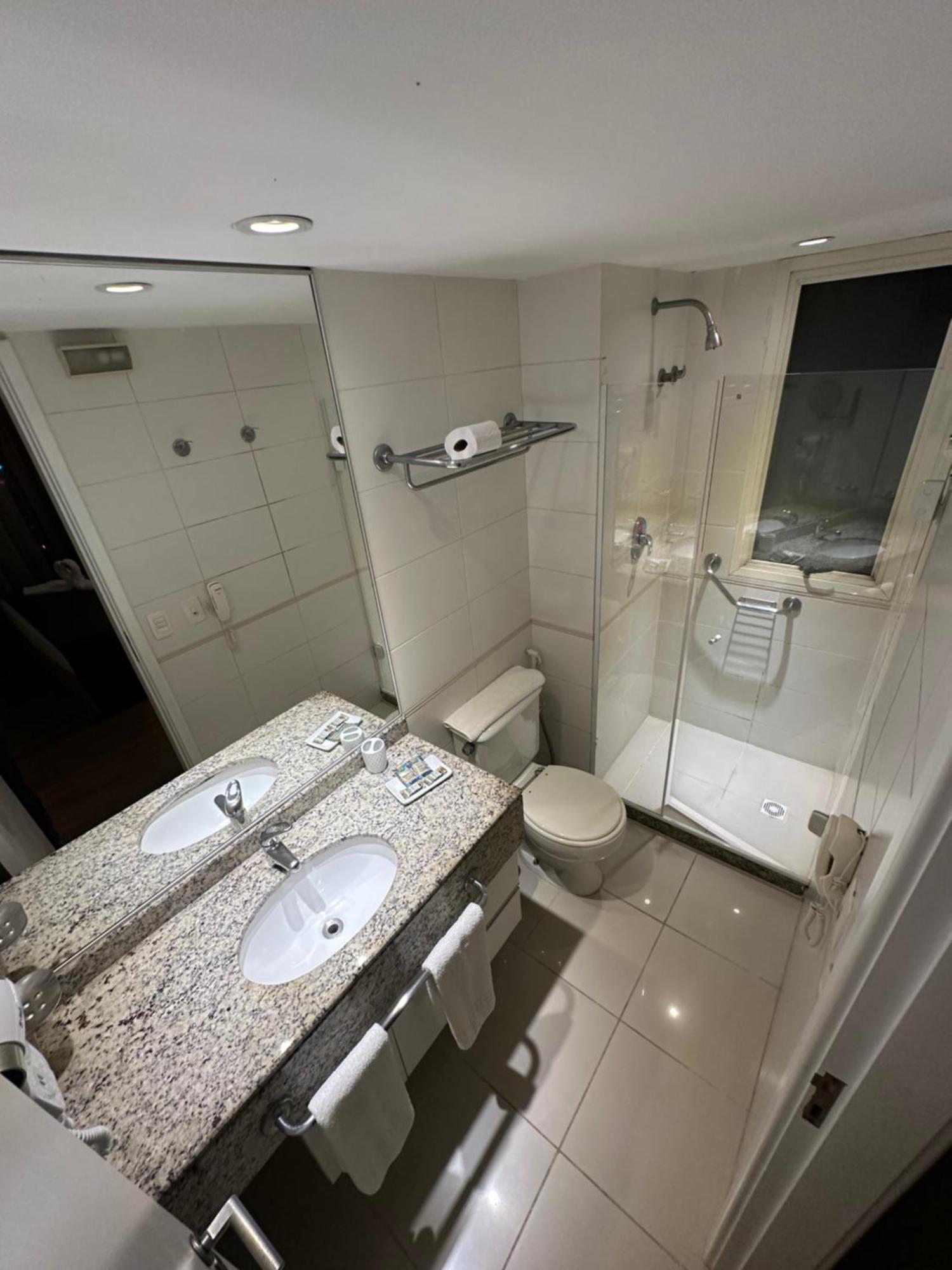 Barra Da Tijuca - 9 - Flat Premium Com Cozinha, Fogao Cooktop, Geladeira Grande, Smart Tv Grande, Lindo E Muitissimo Confortavel, Balsa Para A Praia Gratis E Estacionamento Gratuito Rio de Janeiro Zewnętrze zdjęcie